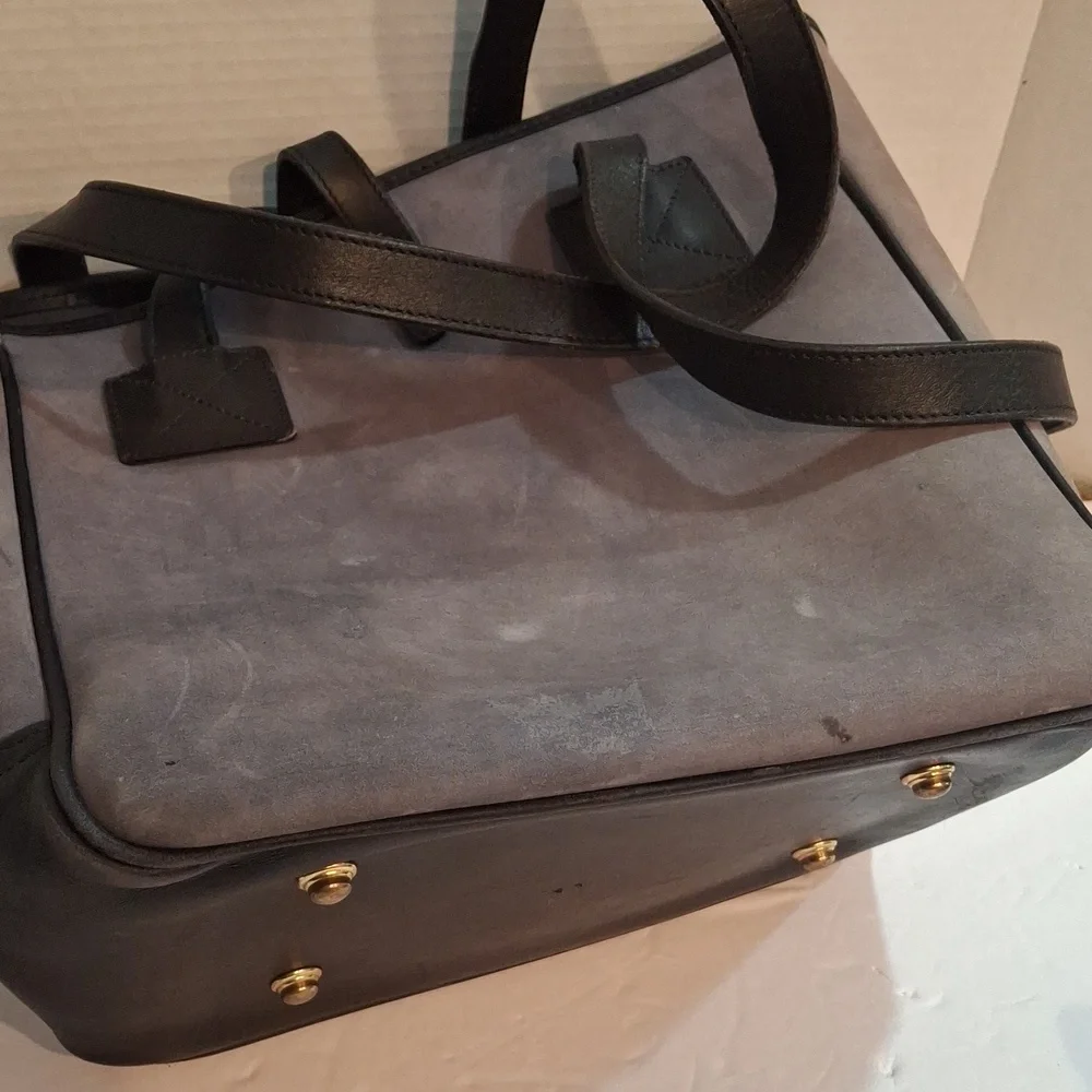 Dooney & Bourke tote - Picture 7 of 16